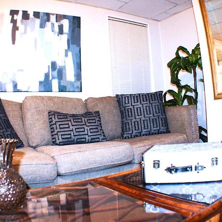 California Ave - 2 Bedroom - Home Away From Home! พิตต์สเบิร์ก ภายนอก รูปภาพ