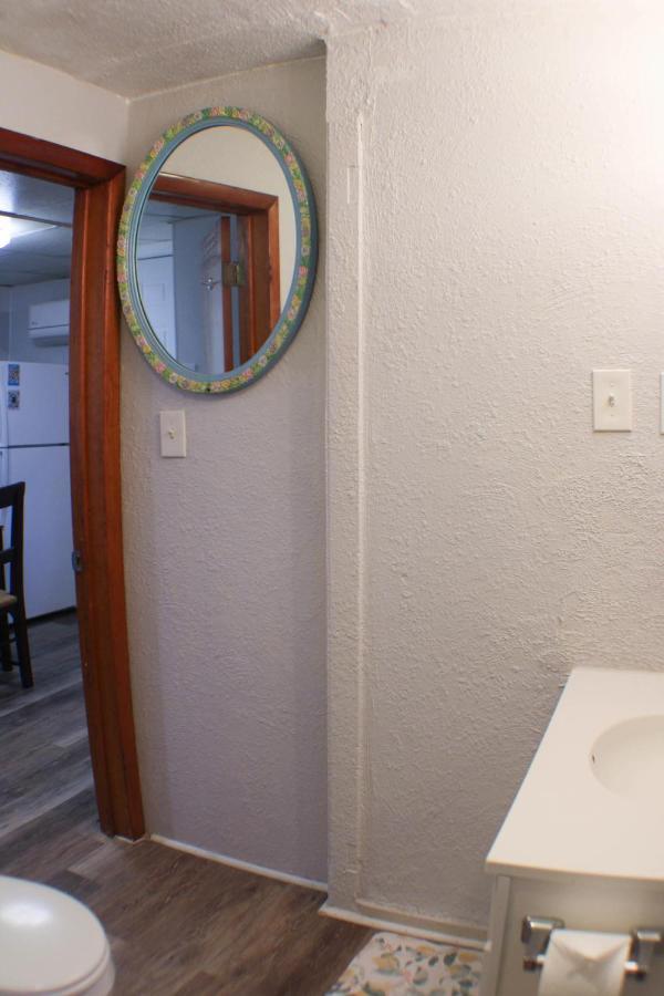California Ave - 2 Bedroom - Home Away From Home! พิตต์สเบิร์ก ภายนอก รูปภาพ